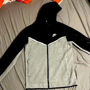 Nike tech fleece grey and black